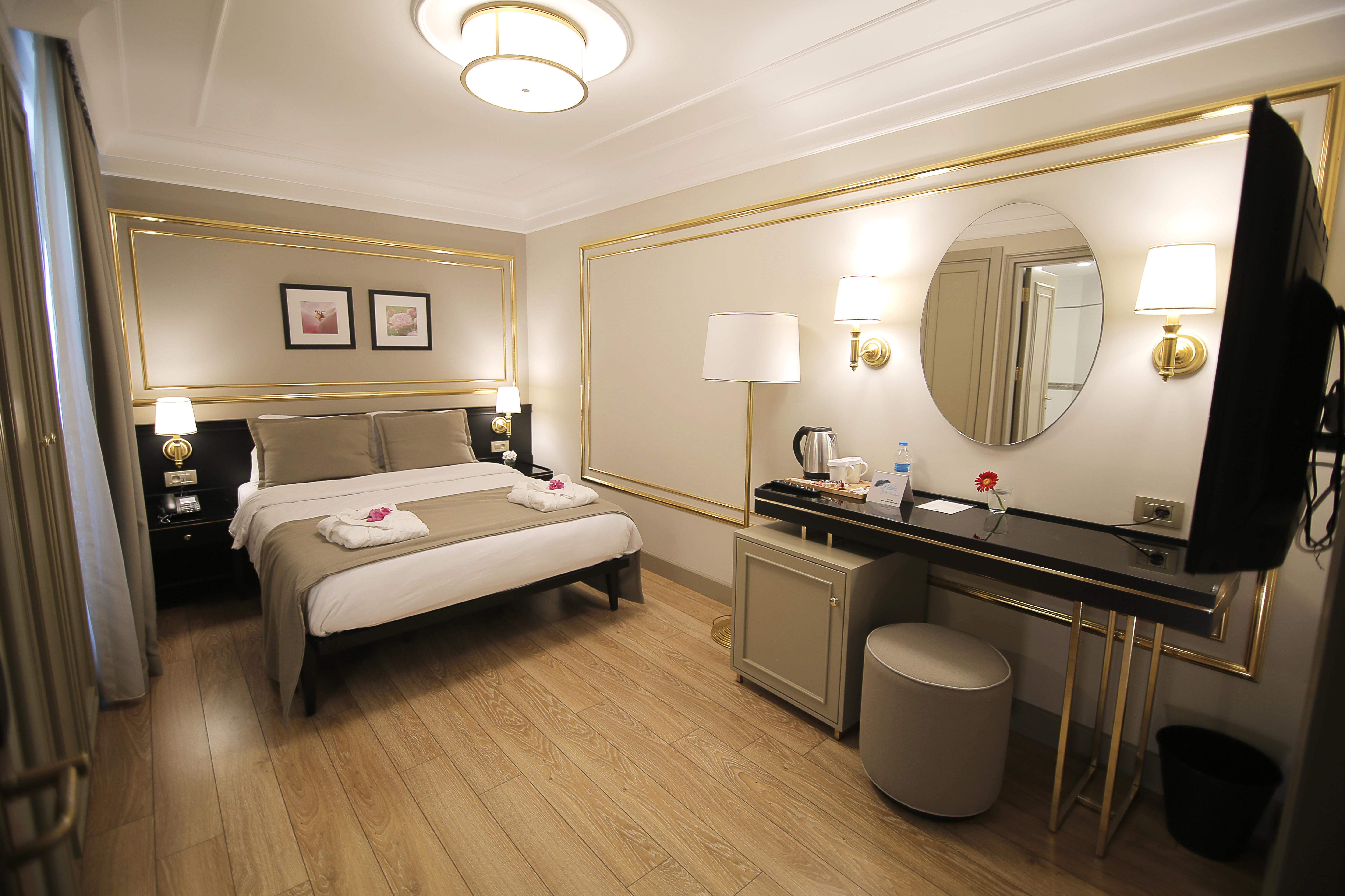 Reo Hotel Spa - Ex Pacco Hotel Antalya Bagian luar foto