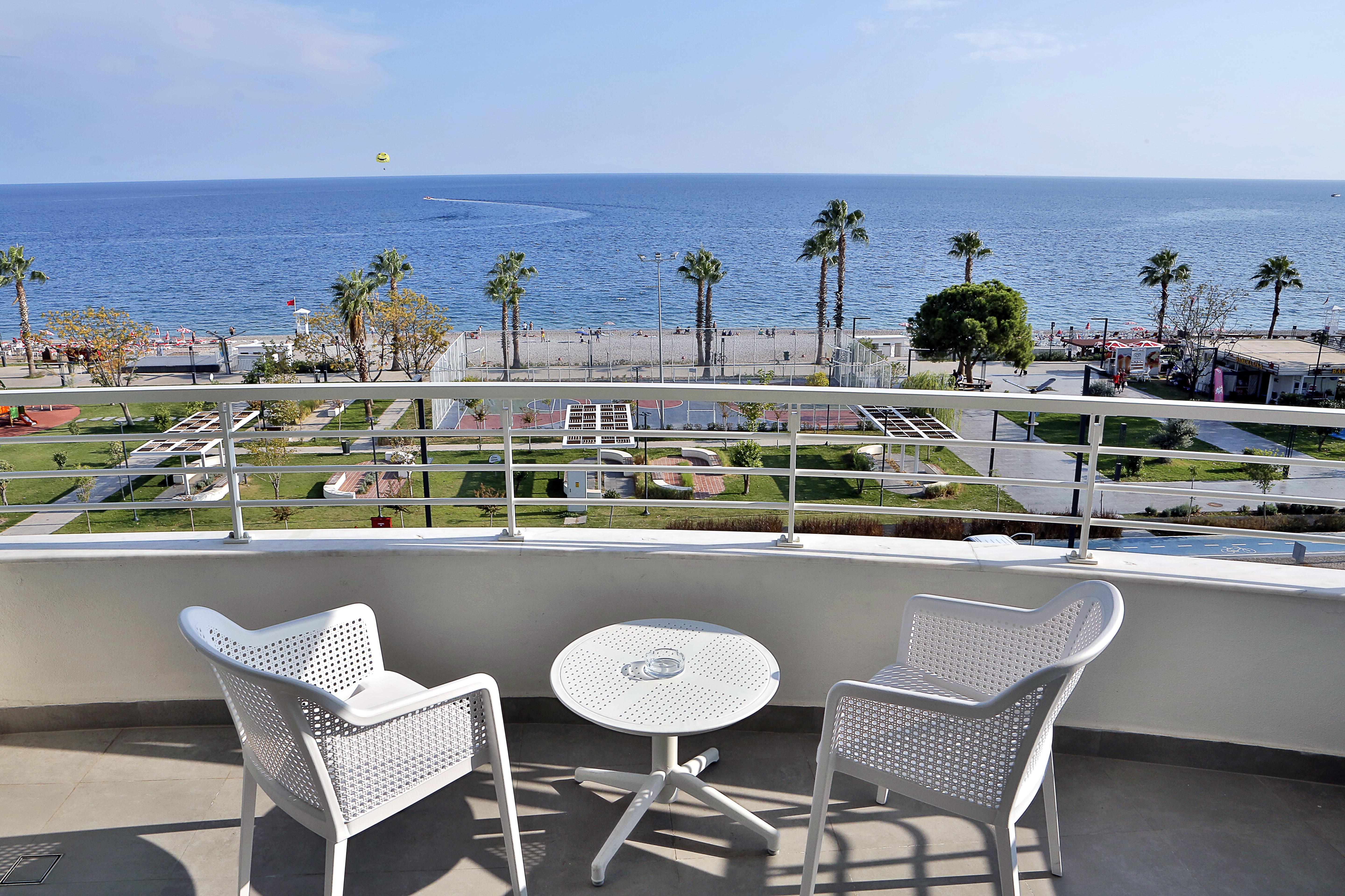 Reo Hotel Spa - Ex Pacco Hotel Antalya Bagian luar foto