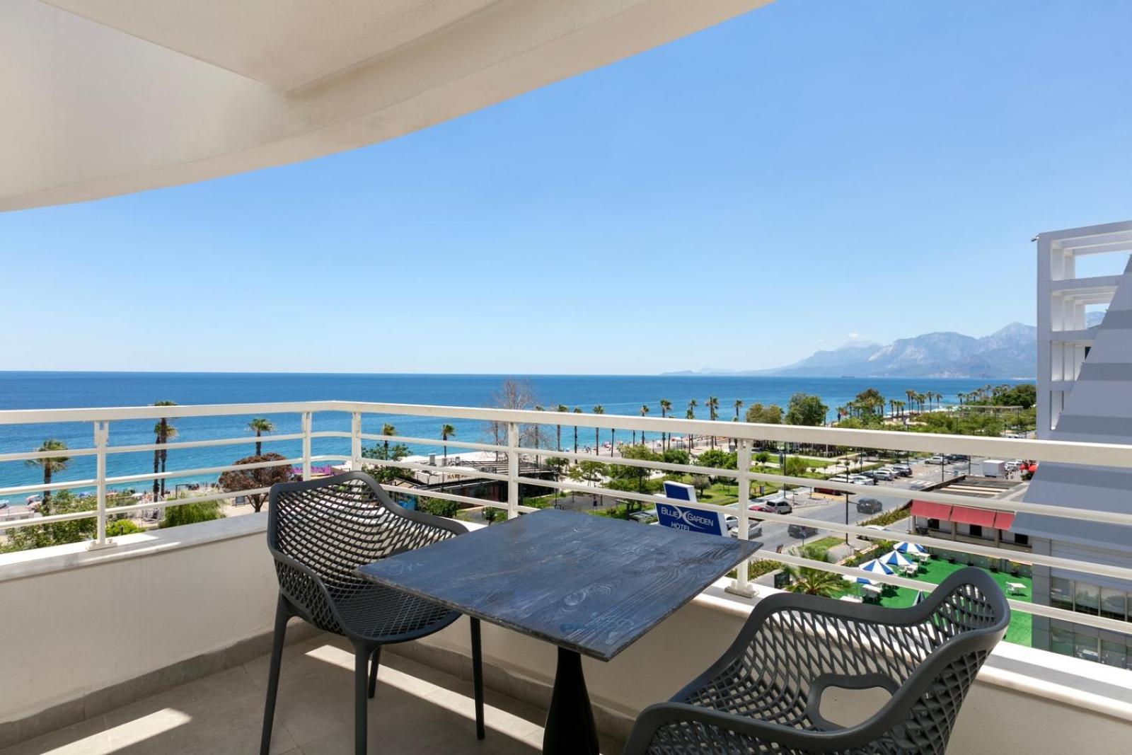 Reo Hotel Spa - Ex Pacco Hotel Antalya Bagian luar foto