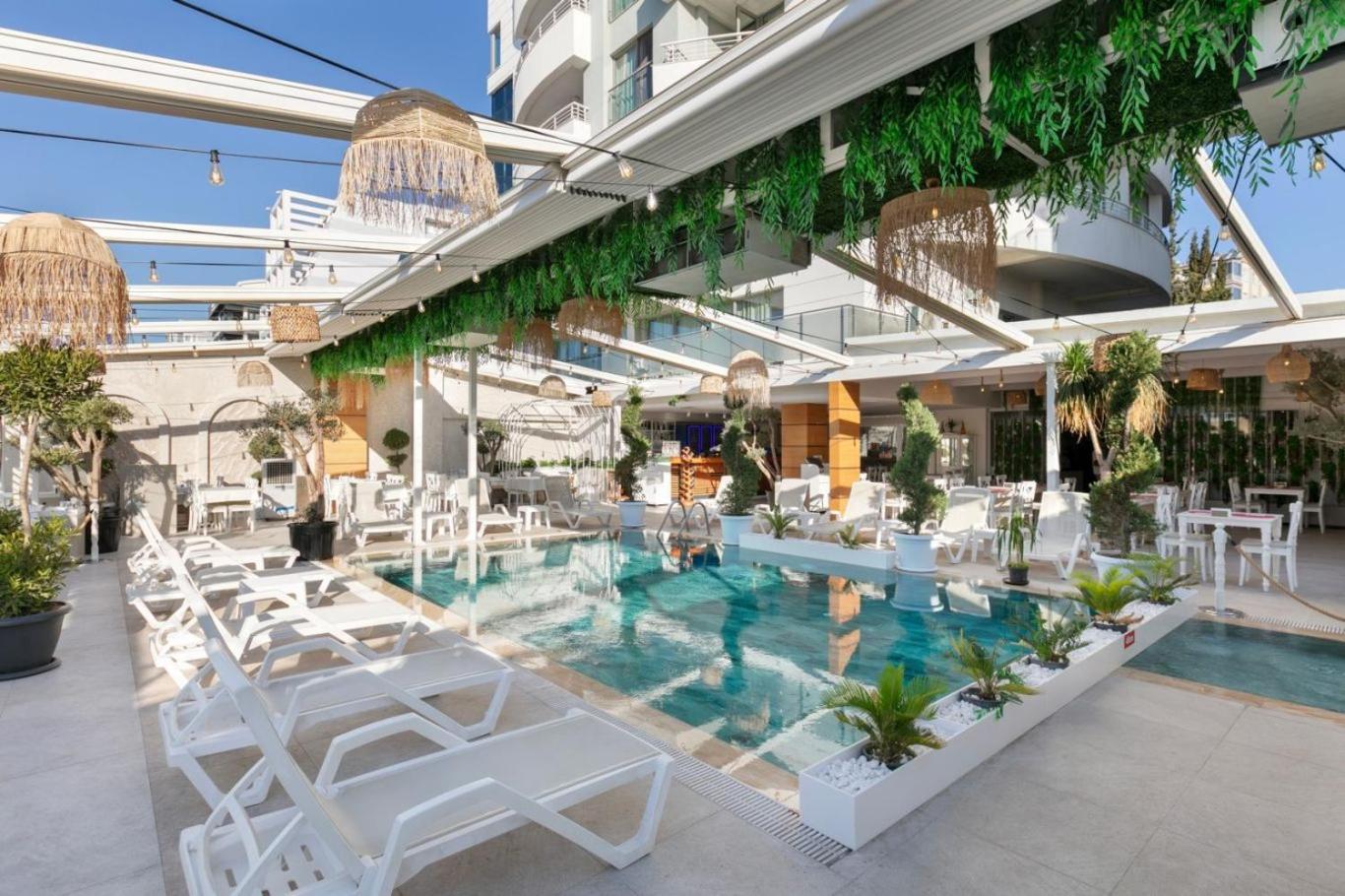 Reo Hotel Spa - Ex Pacco Hotel Antalya Bagian luar foto