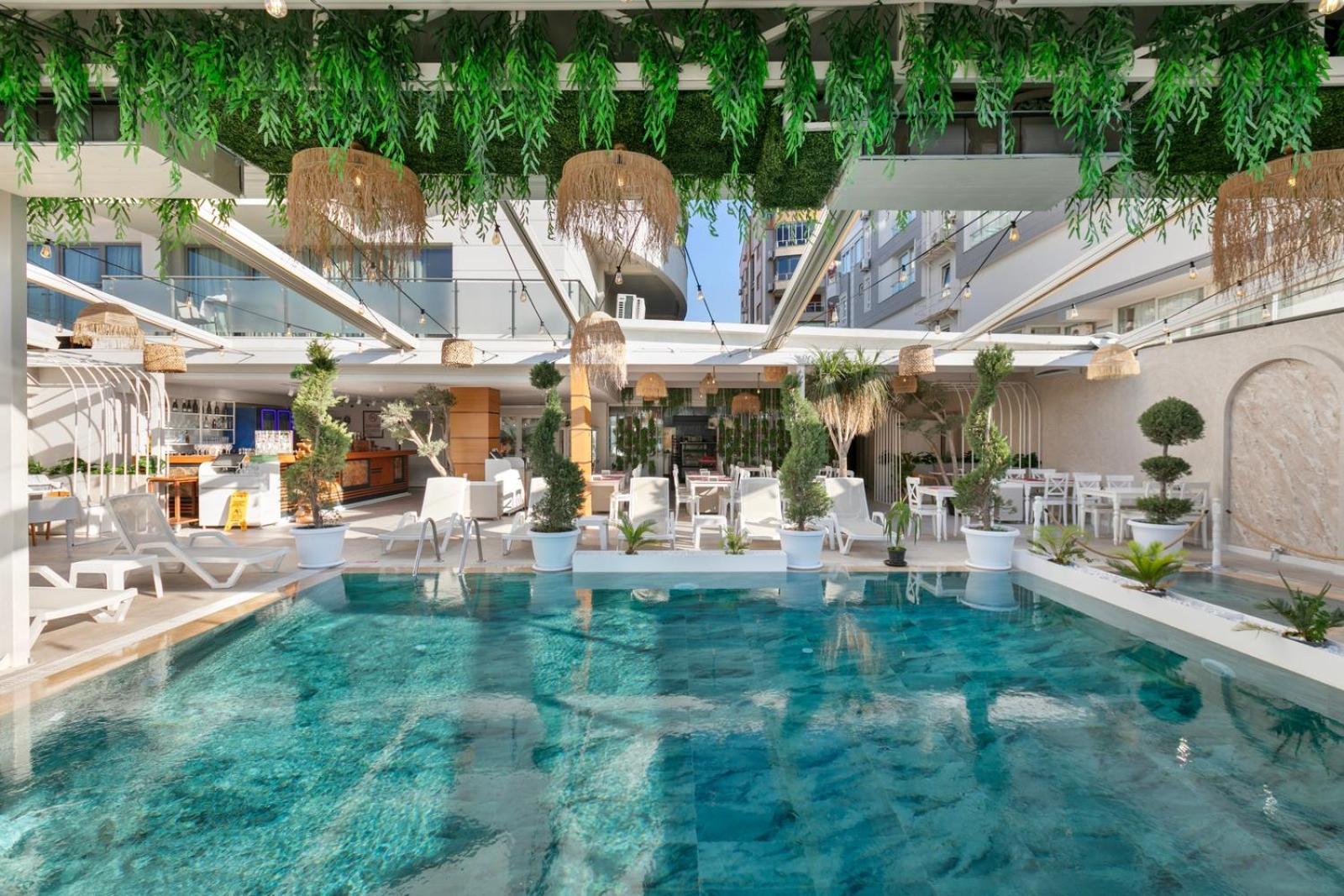 Reo Hotel Spa - Ex Pacco Hotel Antalya Bagian luar foto