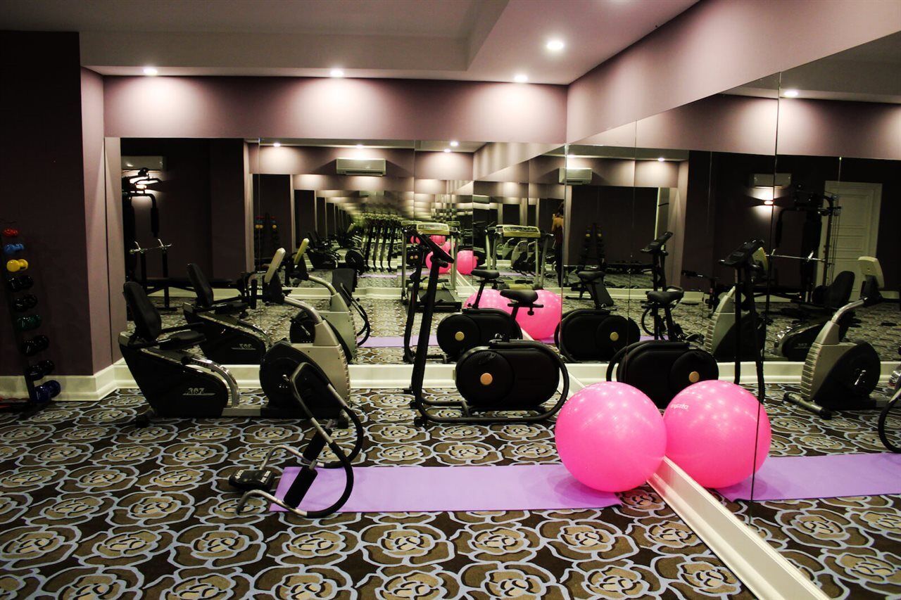 Reo Hotel Spa - Ex Pacco Hotel Antalya Bagian luar foto